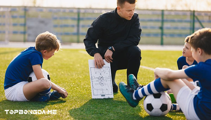 các vị trí trên sân bóng đá